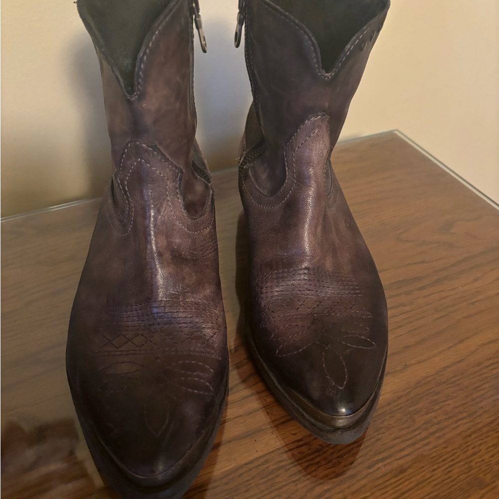 EUC Women’s KBR 6 western bootie